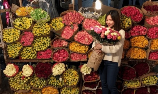 Ho Thi Ky Flower Market at night in Ho Chi Minh City