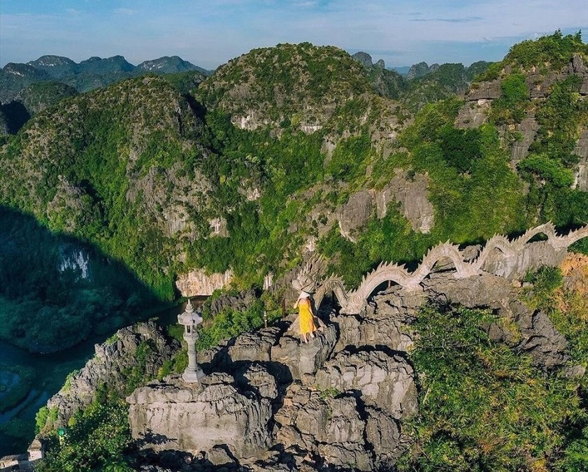 Panoramic mountain view from Mua Cave in Ninh Binh, Vietnam.